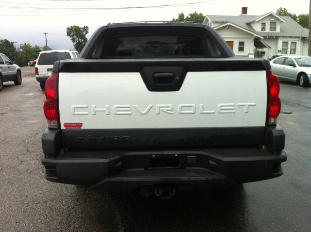 Chevrolet Avalanche 2003 photo 1