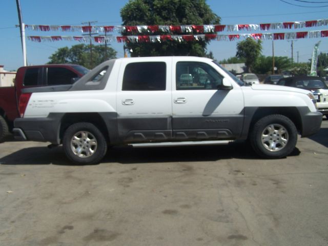 Chevrolet Avalanche 2003 photo 1