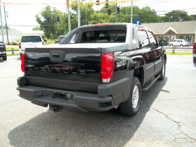 Chevrolet Avalanche 2003 photo 4