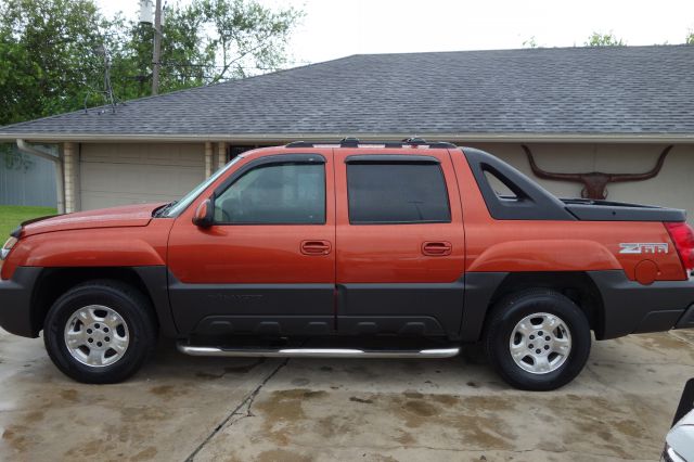 Chevrolet Avalanche 2003 photo 4