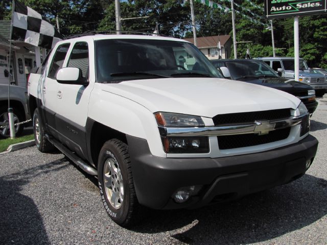 Chevrolet Avalanche 2003 photo 3