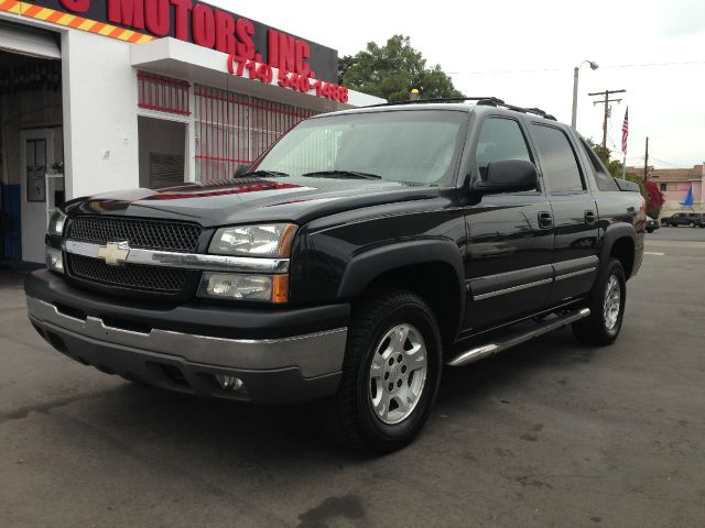 Chevrolet Avalanche 2003 photo 1