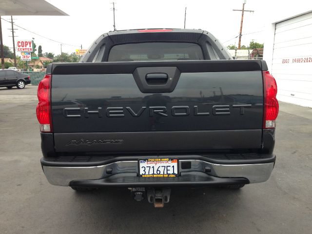 Chevrolet Avalanche 2003 photo 3