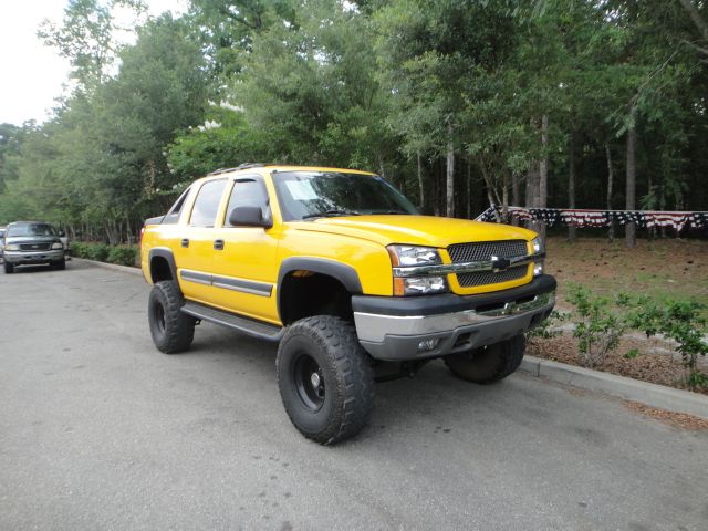 Chevrolet Avalanche C350 4dr Sdn 3.5L Sport RWD Sedan Pickup Truck