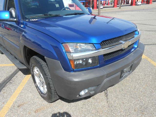 Chevrolet Avalanche 2003 photo 1