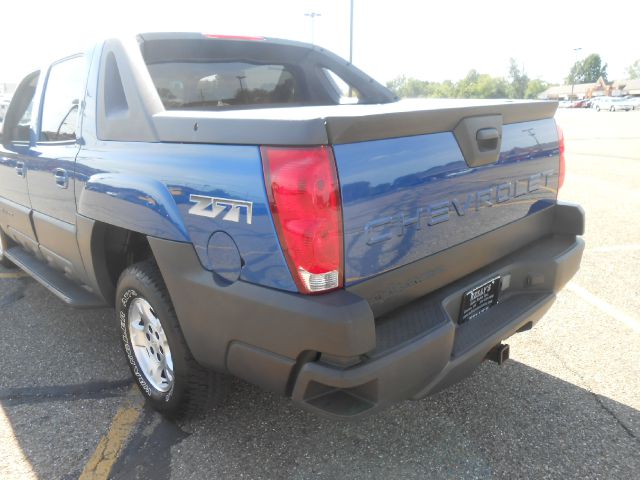 Chevrolet Avalanche 2003 photo 6