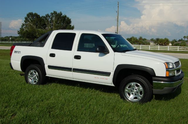 Chevrolet Avalanche 2004 photo 2