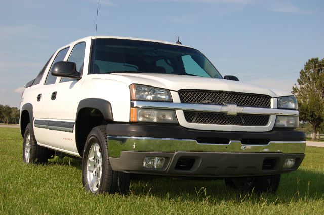 Chevrolet Avalanche 2004 photo 4