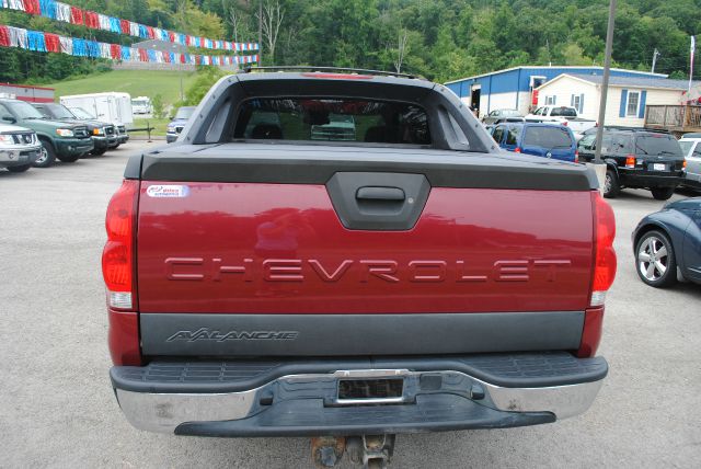 Chevrolet Avalanche 2004 photo 2