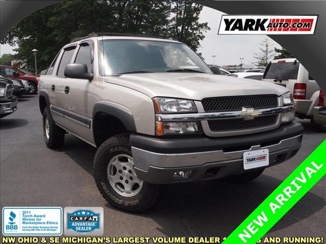 Chevrolet Avalanche 2004 photo 1