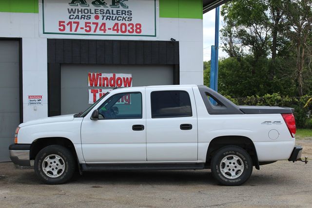 Chevrolet Avalanche 2004 photo 4