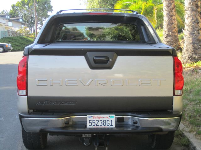 Chevrolet Avalanche 2004 photo 13