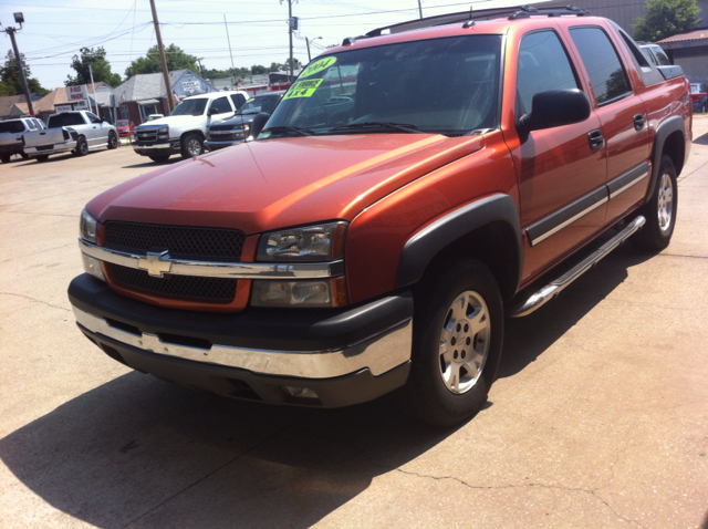 Chevrolet Avalanche 2004 photo 1