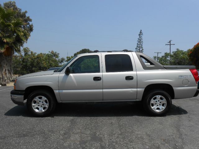 Chevrolet Avalanche 2004 photo 10