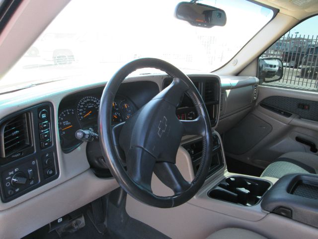 Chevrolet Avalanche 2004 photo 1