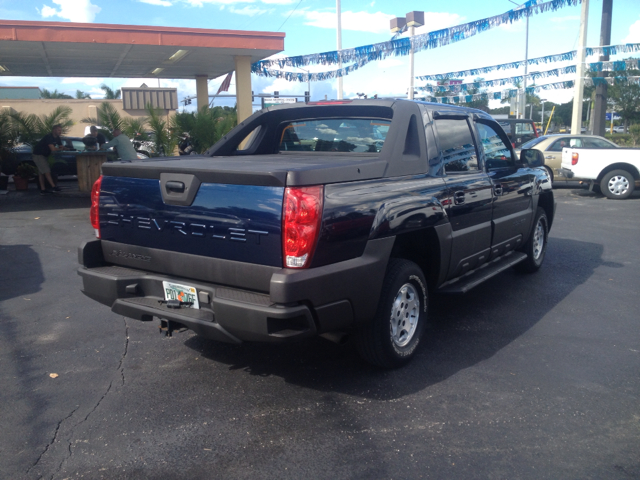 Chevrolet Avalanche 2004 photo 1