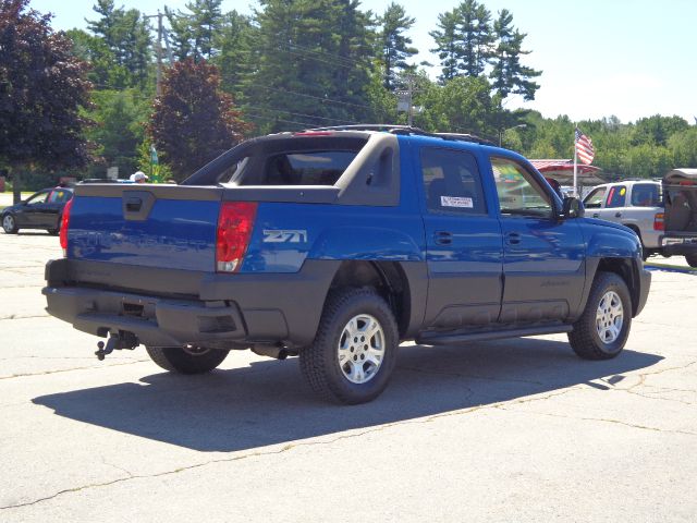 Chevrolet Avalanche C350 4dr Sdn 3.5L Sport RWD Sedan Pickup Truck