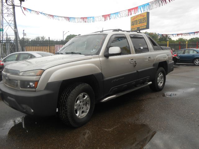 Chevrolet Avalanche 2004 photo 3