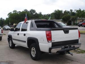 Chevrolet Avalanche 2004 photo 3