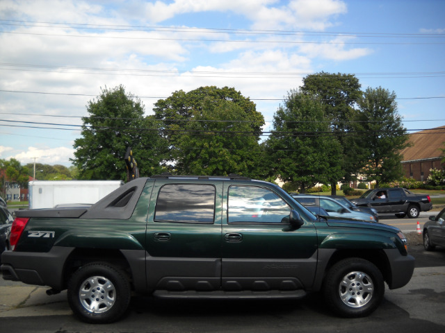 Chevrolet Avalanche 2004 photo 2