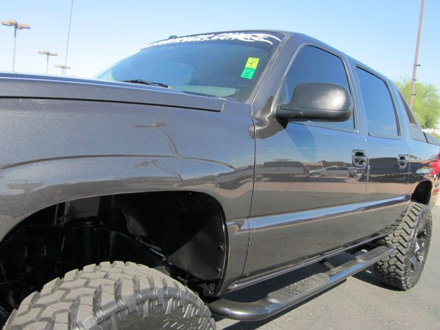 Chevrolet Avalanche 2004 photo 26