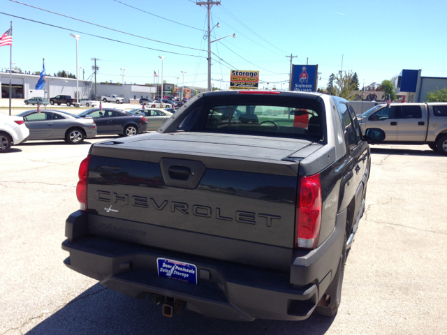 Chevrolet Avalanche 2004 photo 1