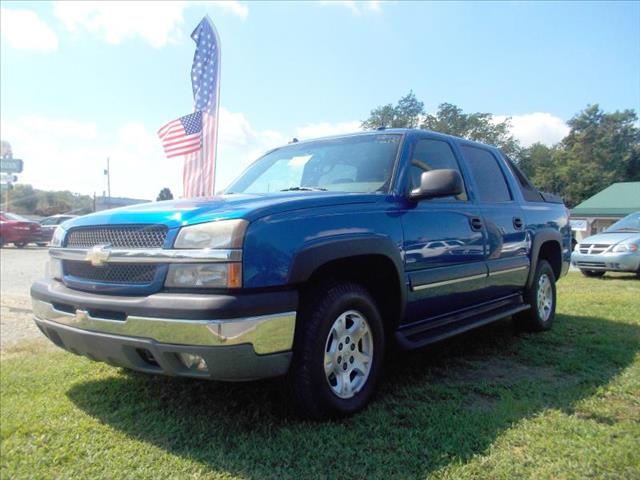 Chevrolet Avalanche 2004 photo 1