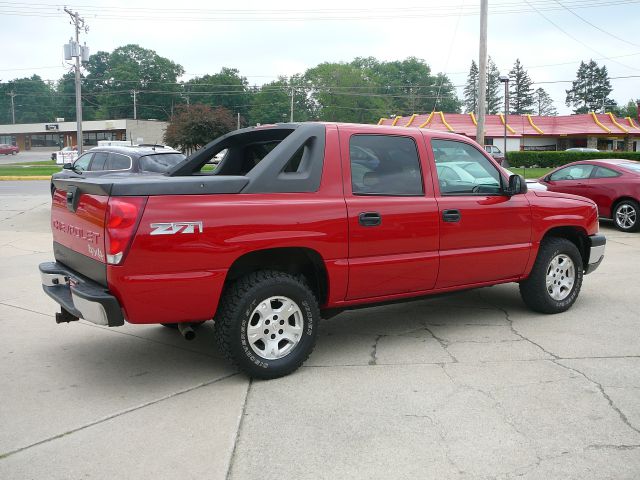 Chevrolet Avalanche 2004 photo 1