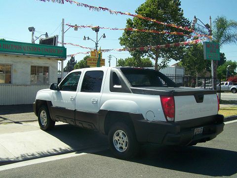 Chevrolet Avalanche 2004 photo 2