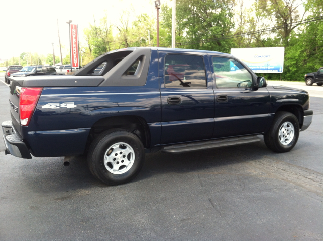 Chevrolet Avalanche 2004 photo 1