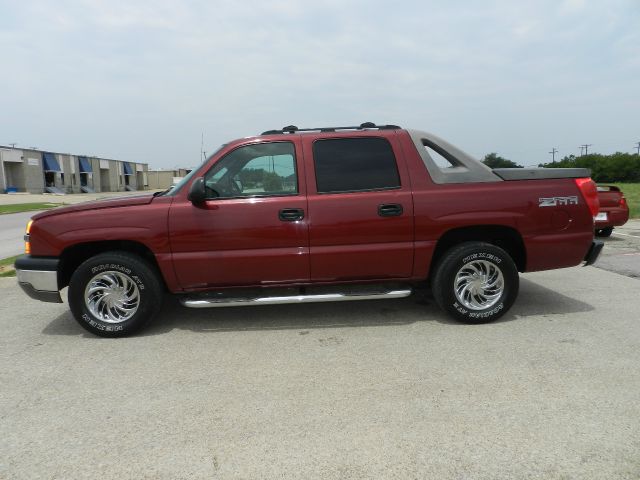 Chevrolet Avalanche 2004 photo 4