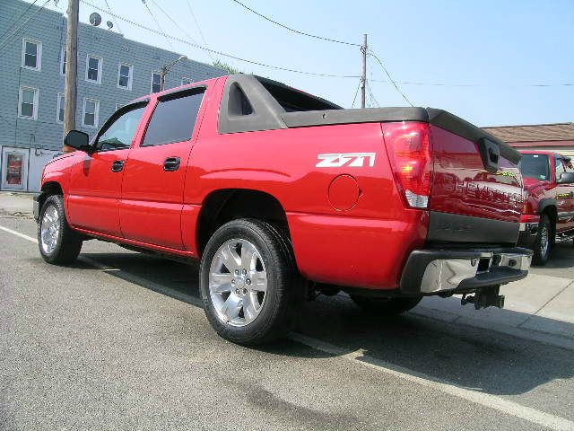 Chevrolet Avalanche 2004 photo 17