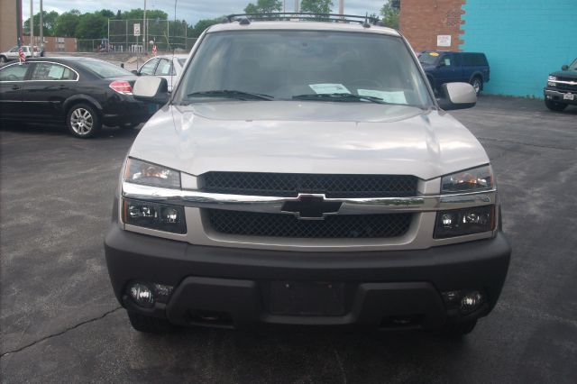 Chevrolet Avalanche 2004 photo 18