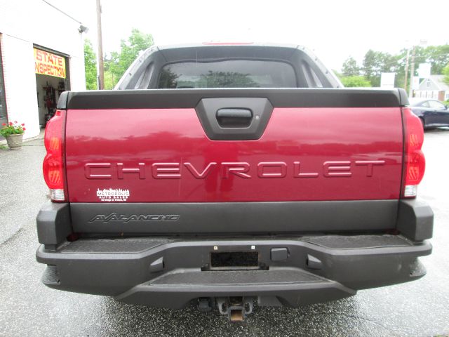 Chevrolet Avalanche 2004 photo 3