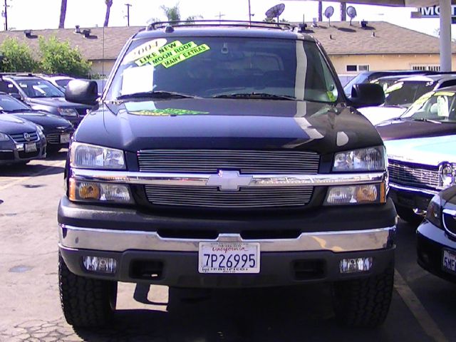 Chevrolet Avalanche 2004 photo 3