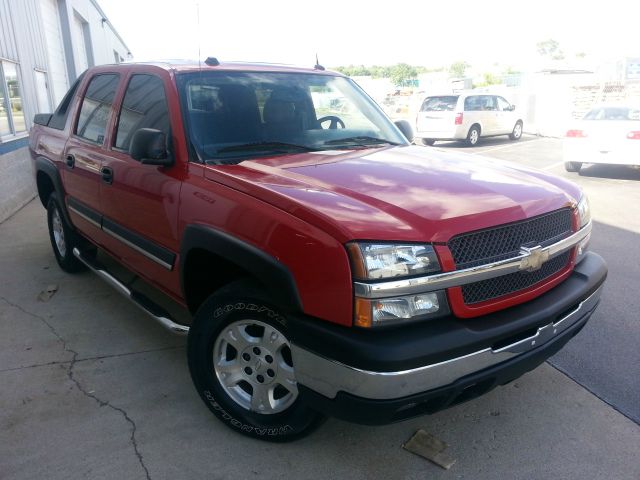 Chevrolet Avalanche 2004 photo 3