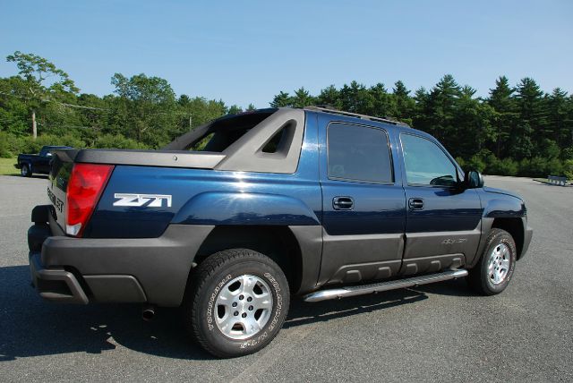 Chevrolet Avalanche 2004 photo 1