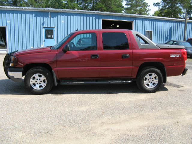 Chevrolet Avalanche 2004 photo 4