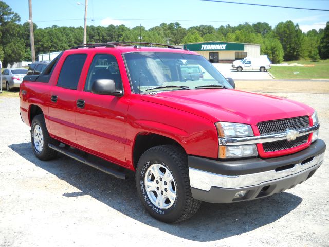 Chevrolet Avalanche 2004 photo 4