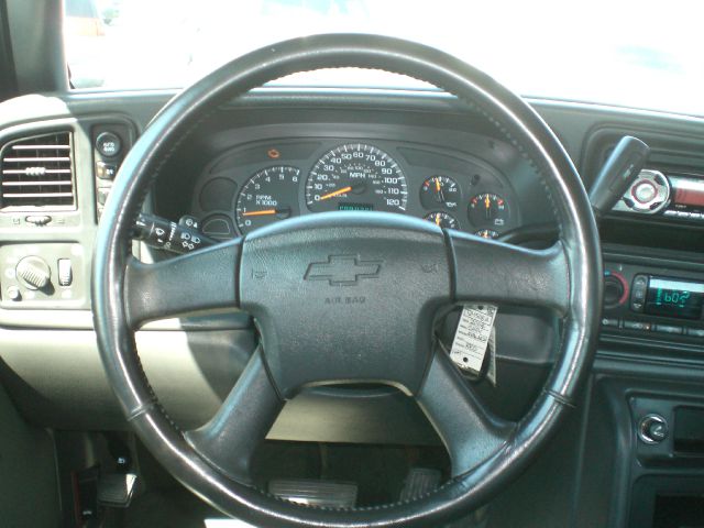 Chevrolet Avalanche 2004 photo 1