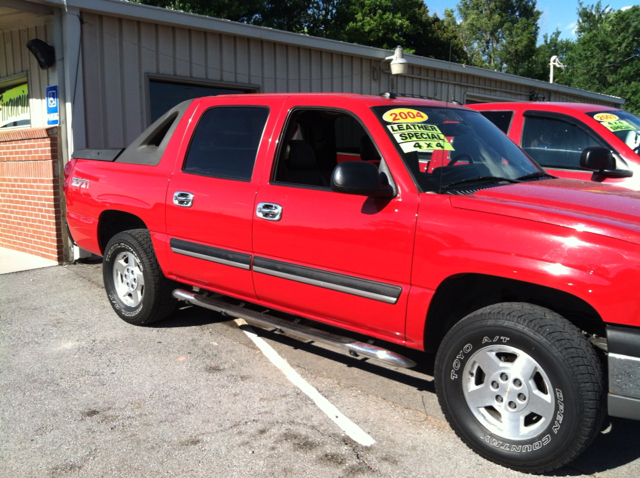 Chevrolet Avalanche 2004 photo 1