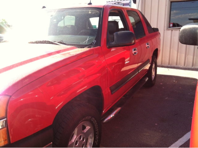 Chevrolet Avalanche 2004 photo 2