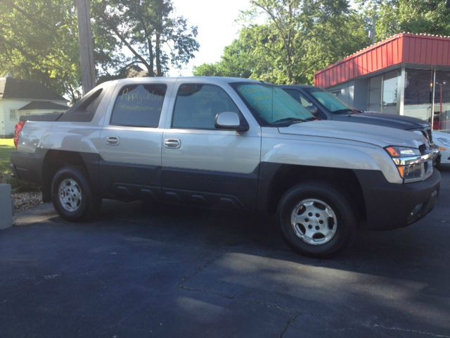 Chevrolet Avalanche 2004 photo 3