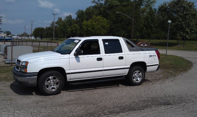 Chevrolet Avalanche 2004 photo 1