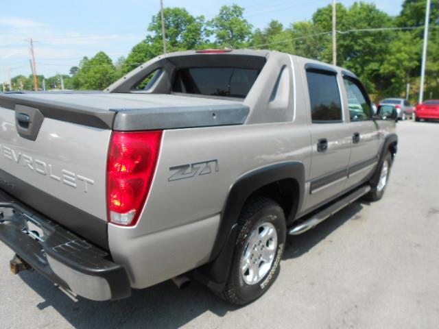 Chevrolet Avalanche 2004 photo 2