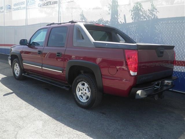 Chevrolet Avalanche 2004 photo 3