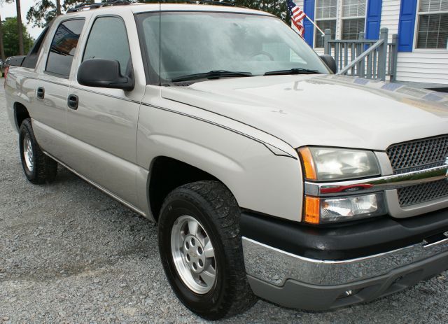 Chevrolet Avalanche 2004 photo 13