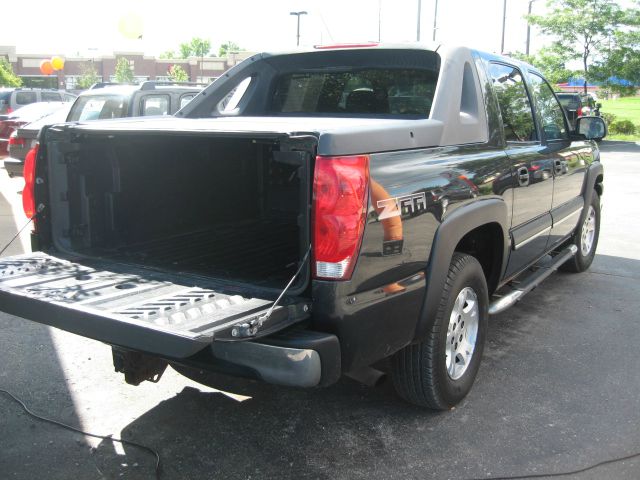 Chevrolet Avalanche 2004 photo 4