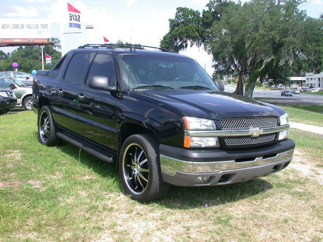 Chevrolet Avalanche 2004 photo 2