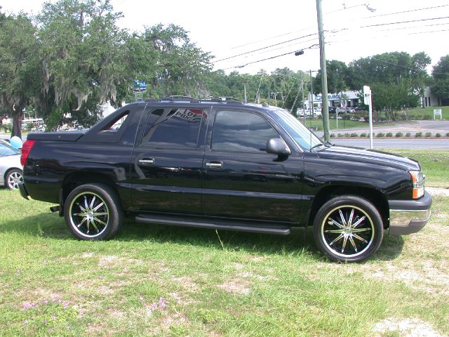 Chevrolet Avalanche 2004 photo 4